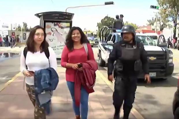 VIDEO: Con recorridos a pie, policías acompañan a universitarias poblanas