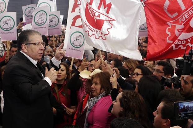 Doger prevé “campaña intensa” en Puebla al registrarse como precandidato del PRI