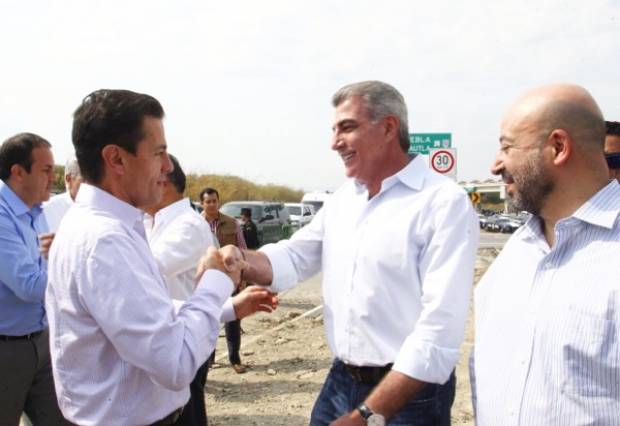Peña Nieto y Tony Gali inauguran la Autopista Siglo XXI