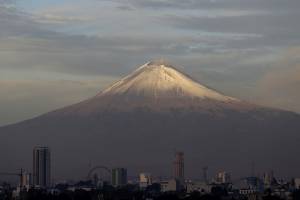 Explosión del Popocatépetl el martes, por posible destrucción del domo de lava