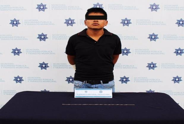 Ladrón de transeúntes fue asegurado en el centro de Puebla