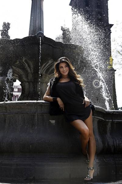 FOTOS: Viviana Castrillon encendió a Puebla con su portada de Playboy