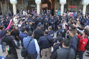 SSP halla en Tehuacán 20 policías piratas; toma el control del municipio