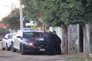 Asaltan a policía municipal de Puebla y matan a su esposa en Guadalupe Hidalgo