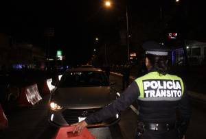 Siete vehículos fueron remitidos al corralón durante alcoholímetro en Puebla