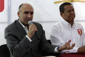 El ex priista Víctor Gabriel Chedraui, precandidato del PSI a la alcaldía de Puebla