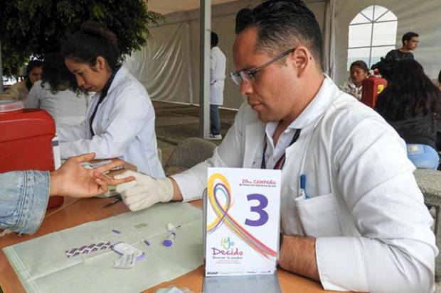 La BUAP lanza campaña de detección oportuna de VIH