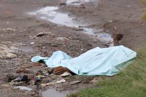 FOTOS: Matan a hombre a golpes en la colonia Loma Bonita