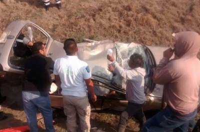 Tres lesionados por aparatoso accidente en la autopista Puebla-Atlixco
