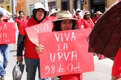 Marcha la UPVA 28 de Octubre en Puebla, a 44 años de su fundación