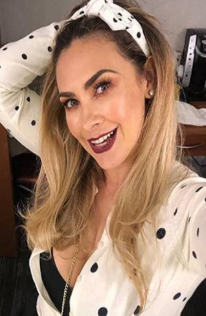 Aracely Arámbula encendió las redes sociales con sexy vestido