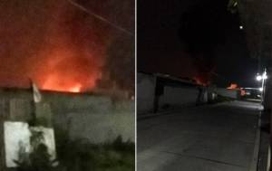 Incendio en terreno huachicolero pone en riesgo a vecinos de Texmelucan