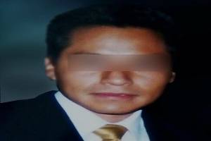 Colocan tobillera electrónica a sujeto acusado de agredir a su familia en Puebla