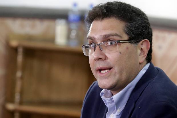 Ríos Piter pide votos para Meade en Puebla