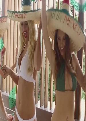 VIDEO: Playboy festeja a México con sus más bellas conejitas