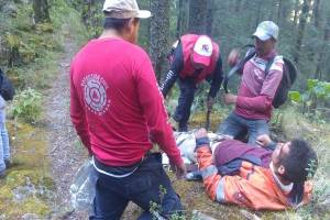 A salvo rescatista perdido en salvamento de alpinista en el Pico de Orizaba