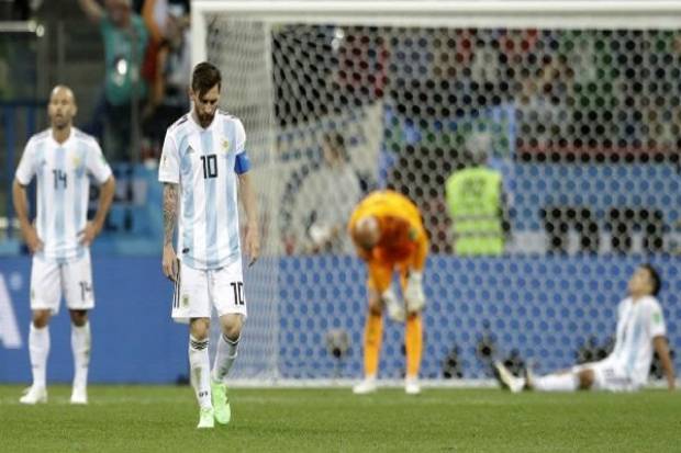 Argentina casi eliminada; perdió 3-0 ante Croacia