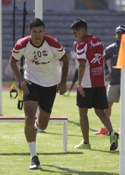 Lobos BUAP visita a Pumas UNAM en la J4 del Apertura 2017