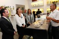 Martha Erika Alonso inaugura tienda de productos agroindustriales