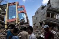 Nuevo sismo en Nepal deja 57 muertos y más de mil heridos