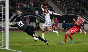 Alemania goleó a Gibraltar 4-0 en eliminatoria Euro