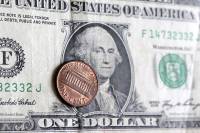 Peso avanzó 3.46% frente al dólar durante febrero