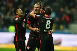 VIDEO: Marco Fabián destacó en victoria del Eintracht Frankfurt