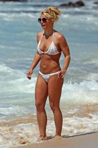 FOTOS: Britney Spears apareció en bikini por Hawaii
