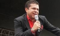 Jorge Medina, vocalista de La Arrolladora, se va de México por amenazas de muerte