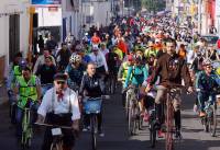 Alcalde Banck encabeza rodada por los 200 años de la bicicleta