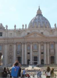 Aficionado de Cruz Azul fue al Vaticano para acabar con mala racha