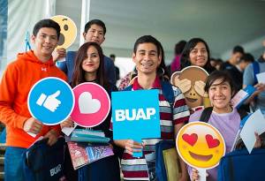 BUAP da la bienvenida a más de 15 mil nuevos estudiantes de licenciatura