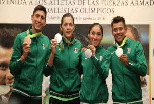 Medallistas mexicanos en Río 2016 regresaron al país