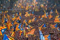 Cataluña convoca a referéndum para independizarse de España