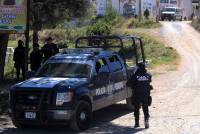Huachicoleros enfrentan a policías federales en Cañada Morelos