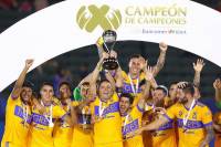 Tigres UANL es Campeón de Campeones, se impuso 1-0 a Chivas