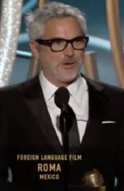 Alfonso Cuarón y Roma se llevan Globos de Oro como mejor director y cinta extranjera