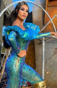 Kristal Silva cautiva en el desfile del Carnaval de Mazatlán