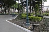 FOTOS: Retiran barandales a jardineras del zócalo de Puebla