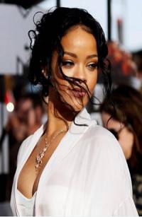 Rihanna regresa a la música para el soundtrack de 