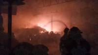 Fuego consume una fábrica de algodón en San Salvador Chachapa