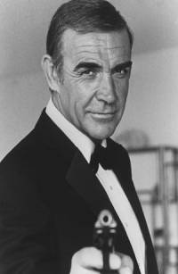 Subastarán pistola que usó Sean Connery en el 007