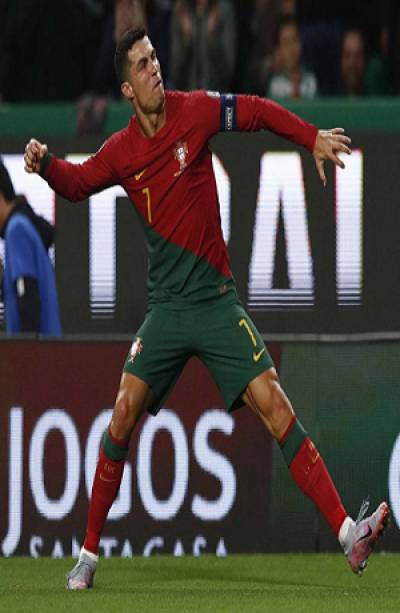 Portugal golea 4-0 a Liechtenstein con doblete de Cristiano Ronaldo