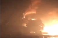 VIDEO: Se incendia fábrica de cera en Texmelucan y evacúan a más de 100 personas