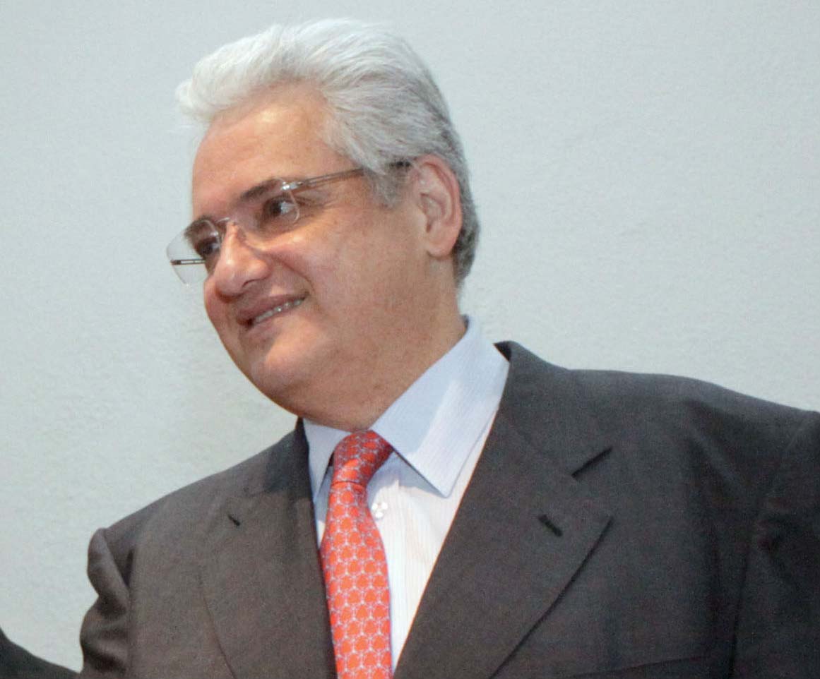 ISSSTE: EL “COCHINITO” DE GODINA