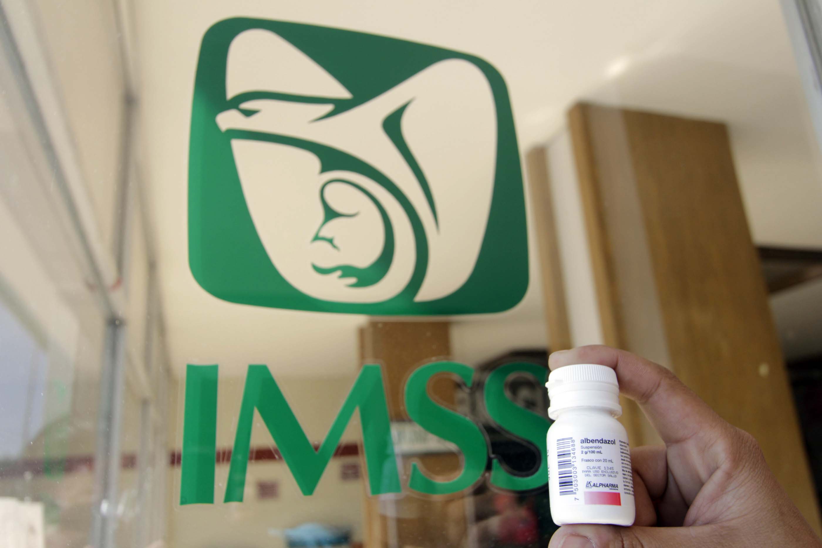 IMSS: DEFICIENCIAS, FALTAS Y OMISIONES