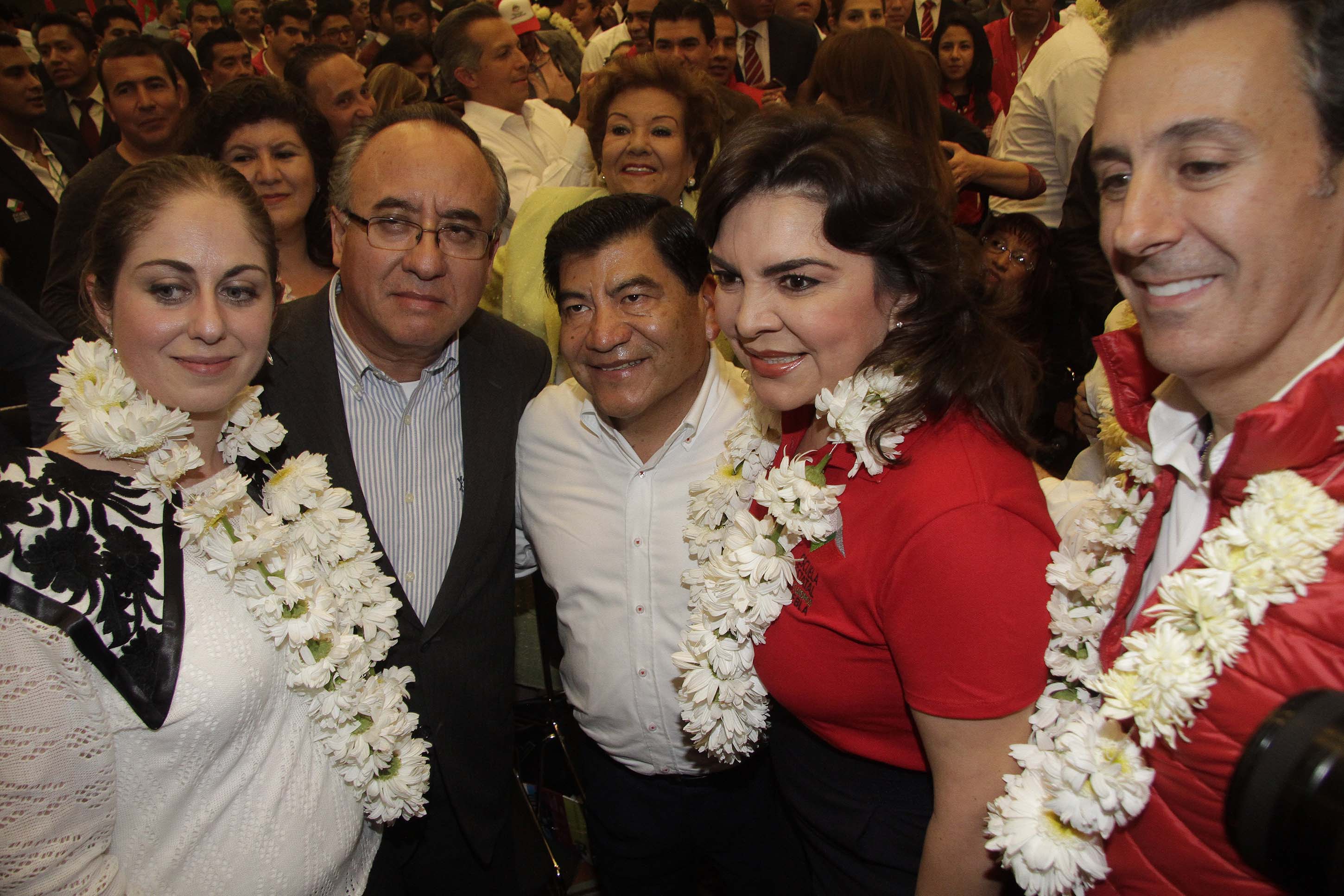 ¡NO ME AYUDES, COMPADRE!
