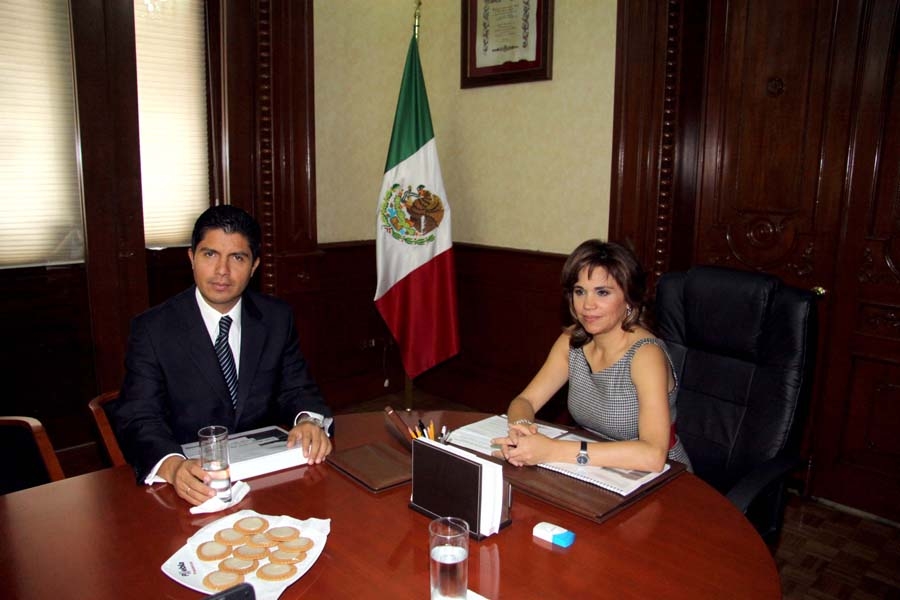 Blanca Alcalá y Eduardo Rivera se reúnen en privado en el Palacio Municipal
