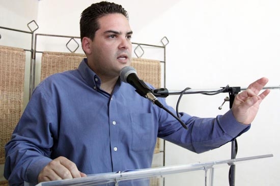 Que Fernando Morales se dedique a rescatar al PRI: Mondragón Quintana