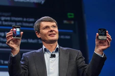 Blackberry dice que iPhone ya es obsoleto